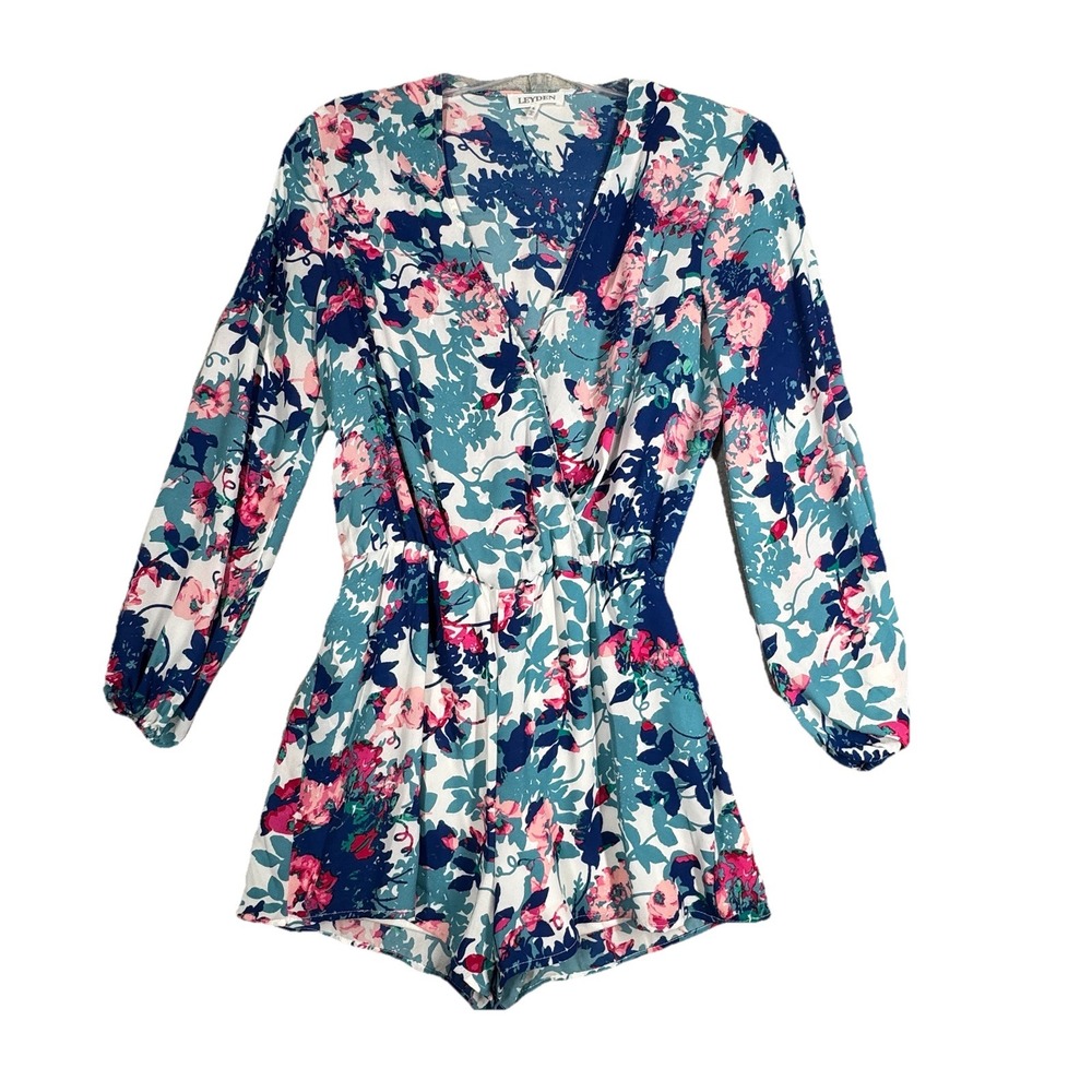 Leyden Romper Women Small Blue White Floral Flower Summer Casual Everyday Preppy